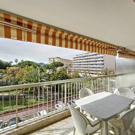 Apartman Midi Magret Cannes